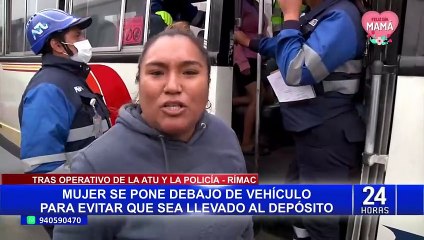 Mujer se mete debajo de cúster para evitar que autoridades se lleven su vehículo