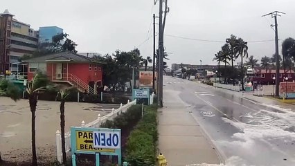 15ft Storm Surge Washes Away Homes in Ft. Myers Beach - Hurricane Ian