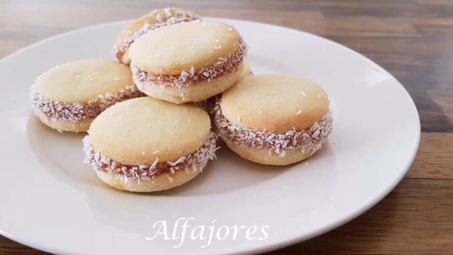 How to Make Alfajores _ Alfajores de Maicena Recipe