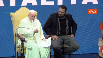 Papa Francesco: "Non dimentichiamo i nonni, o sar? suicidio culturale"
