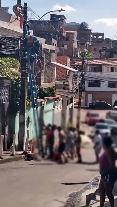 Funcionário sofre descarga elétrica durante trabalho na Suburbana