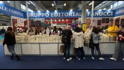 AIE: frena il mercato del libro, ma numeri oltre il pre-COVID