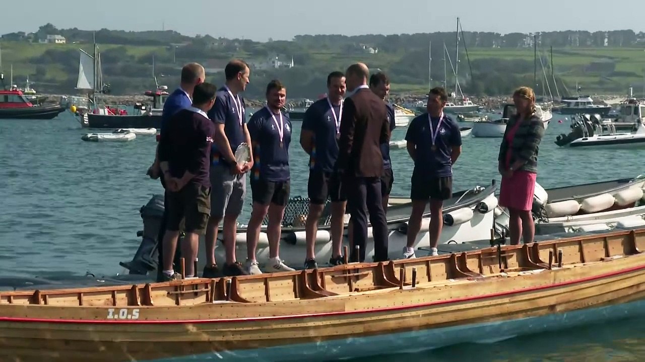 Prince William reveals favourite colour to kids in Scilly