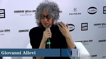 Bagno di folla per Giovanni Allevi al Salone del libro: «La musica e l’immaginazione ti salvano dal buio»