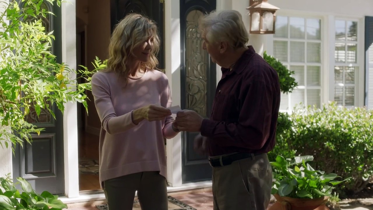 Home Is Where the Killer Is Official Trailer Vídeo Dailymotion