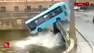 Rusya’da yolcu otobüsü nehre uçtu