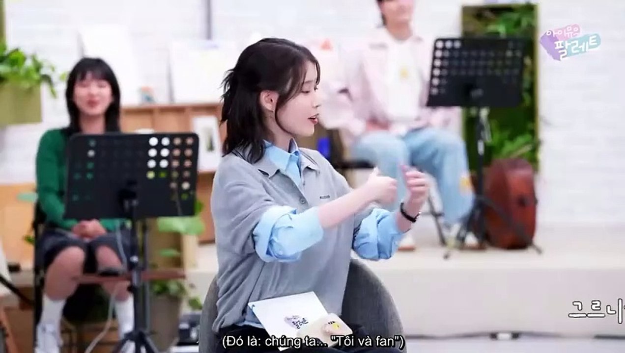 [Eng/Vietsub] IU đặt tên Fan Club cho Kyungsoo (IU decided Kyungsoo'fanclub name?)
