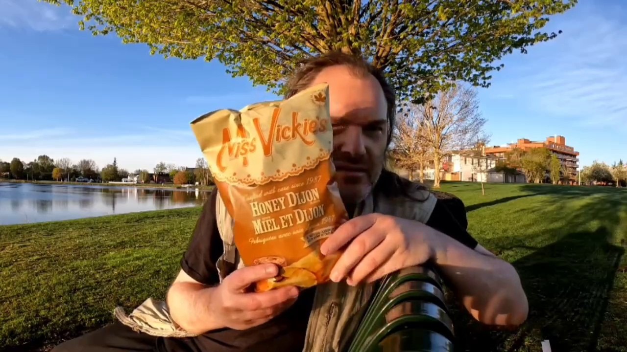 Miss Vickie's Honey Dijon Chip Review Canada video Dailymotion