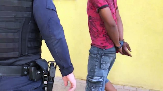 Homem é detido após furtar chocolates em supermercado de Cascavel
