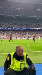 El feo gesto de Vinicius Jr con Kimmich en el Real Madrid-Bayern