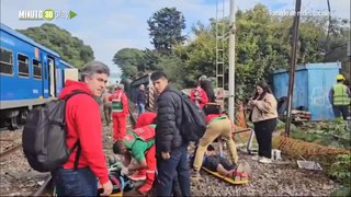 Al menos 60 heridos tras el choque de dos trenes en Buenos Aires, Argentina