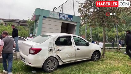 Otomobil Halk Ekmek Büfesine Çarptı: 2 Yaralı