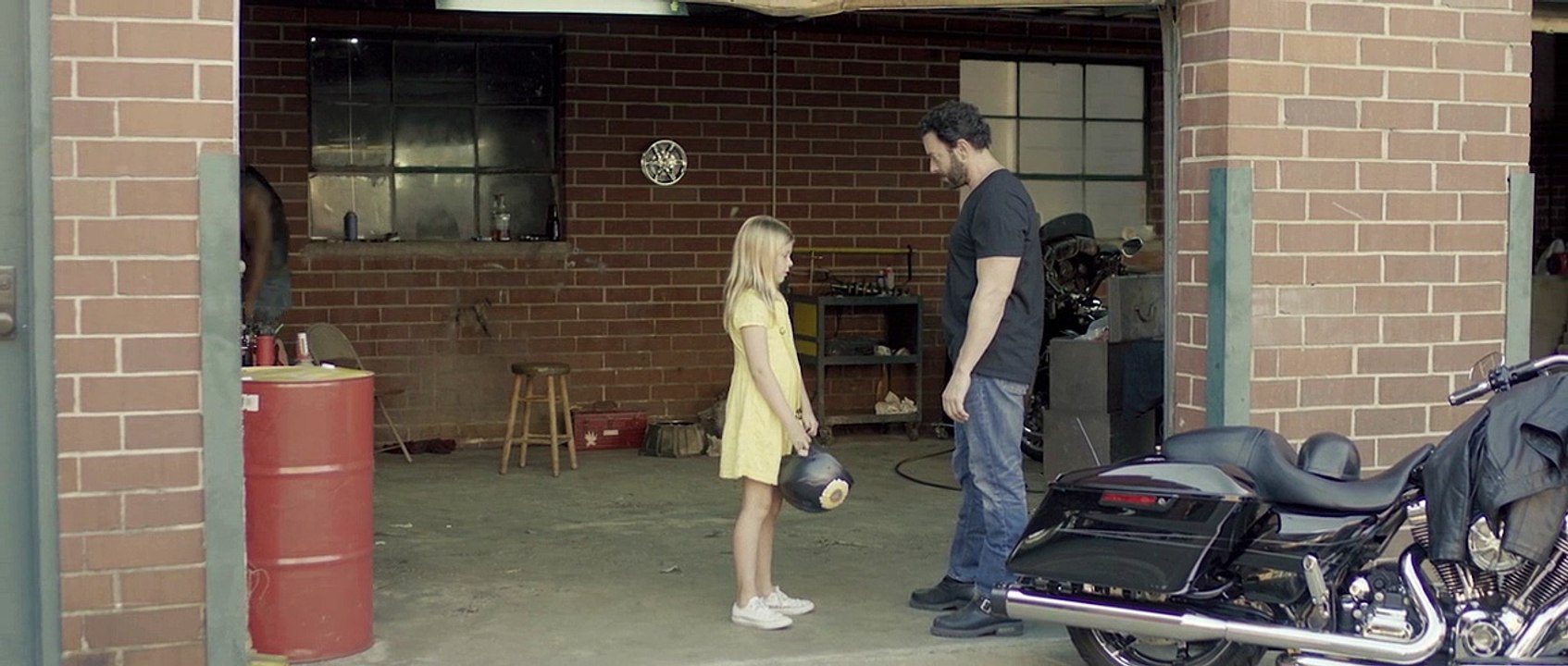 Sonnenblumengelb - Ein Mädchen namens Tulsa (2020) stream deutsch anschauen