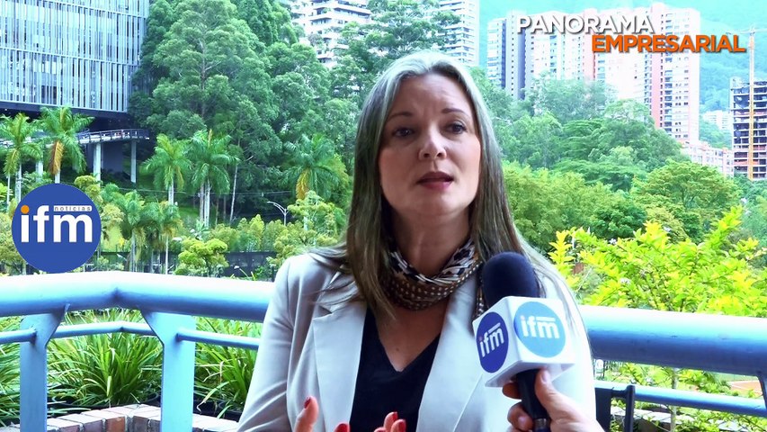 PANORAMA EMPRESARIAL - ADRIANA ESCOBAR CountryClub