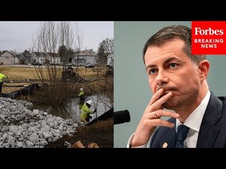 Tải video: Sec. Buttigieg Outlines New Railroad ‘Safety Assessments’ Post East-Palestine, Ohio Derailment