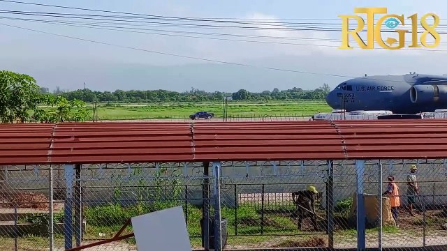 Avyon Lame Amerikèn kontinye ap ateri sou pis Ayopò Entènasyonal ''Toussaint Louverture'' a.