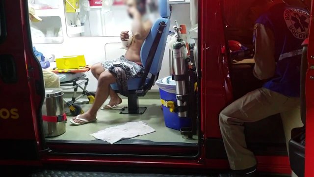 Motociclista sofre queda no Bairro Periolo e é socorrido pelos Bombeiros