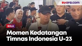Tiba di Tanah Air, Rombongan Timnas Indonesia U-23 Dikalungi Bunga dan Disambut Suporter