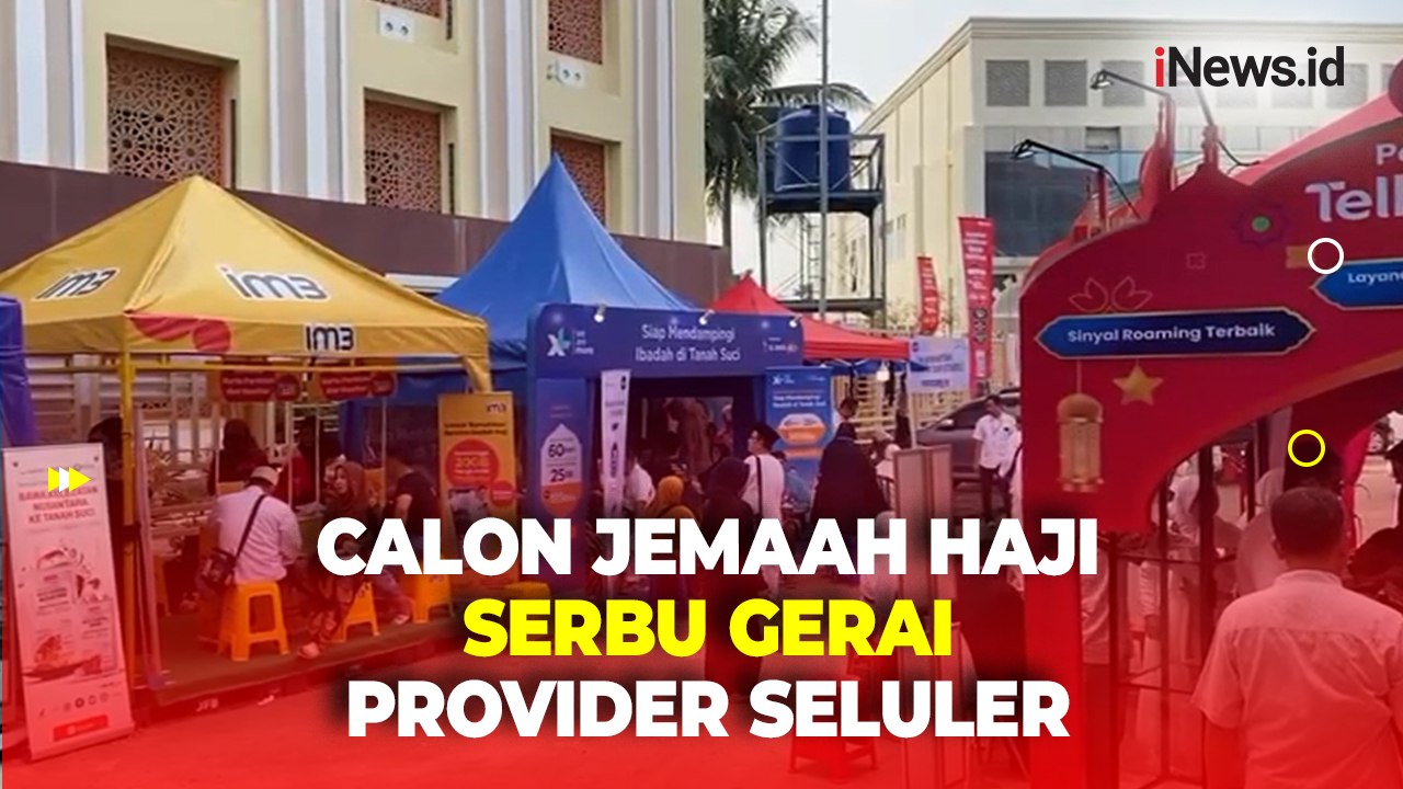 Demi Komunikasi Tak Putus, Calon Jemaah Haji Serbu Gerai Provider Seluler sebelum Berangkat Ke Tanah Suci