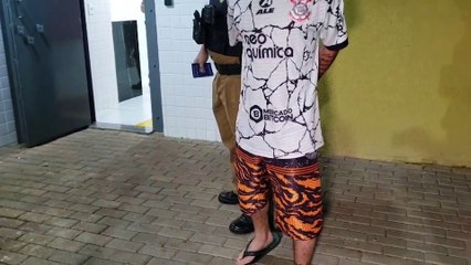 Corintiano é preso após agredir a irmã com soco no rosto no bairro Universitário