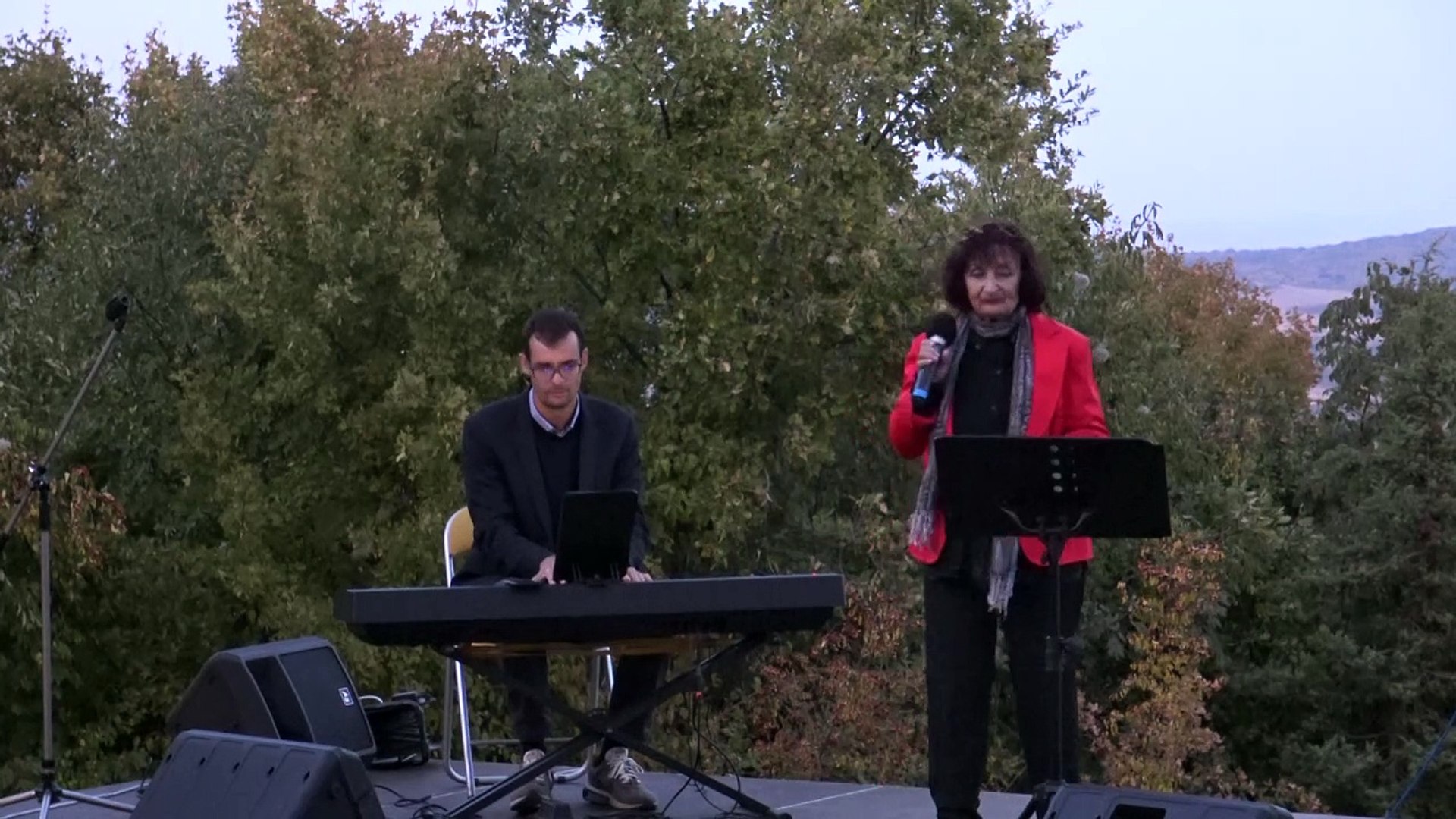 ⁣Мими Николова,