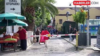 AVM'den caddeye bariyer: Vatandaşlar eğilerek altından geçiyor