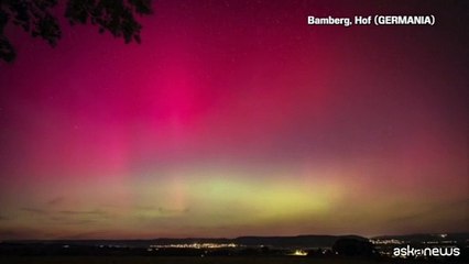 Le aurore boreali nei cieli del Nord Europa durante la tempesta solare