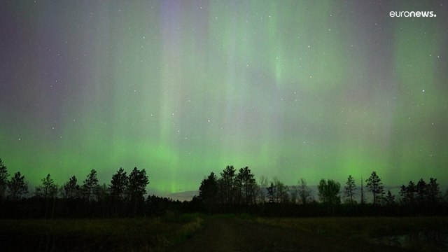 شاهد| الشفق القطبي: عروض ضوئية طبيعية مثيرة إثر عاصفة شمسية قوية في نص الأرض الشمالي