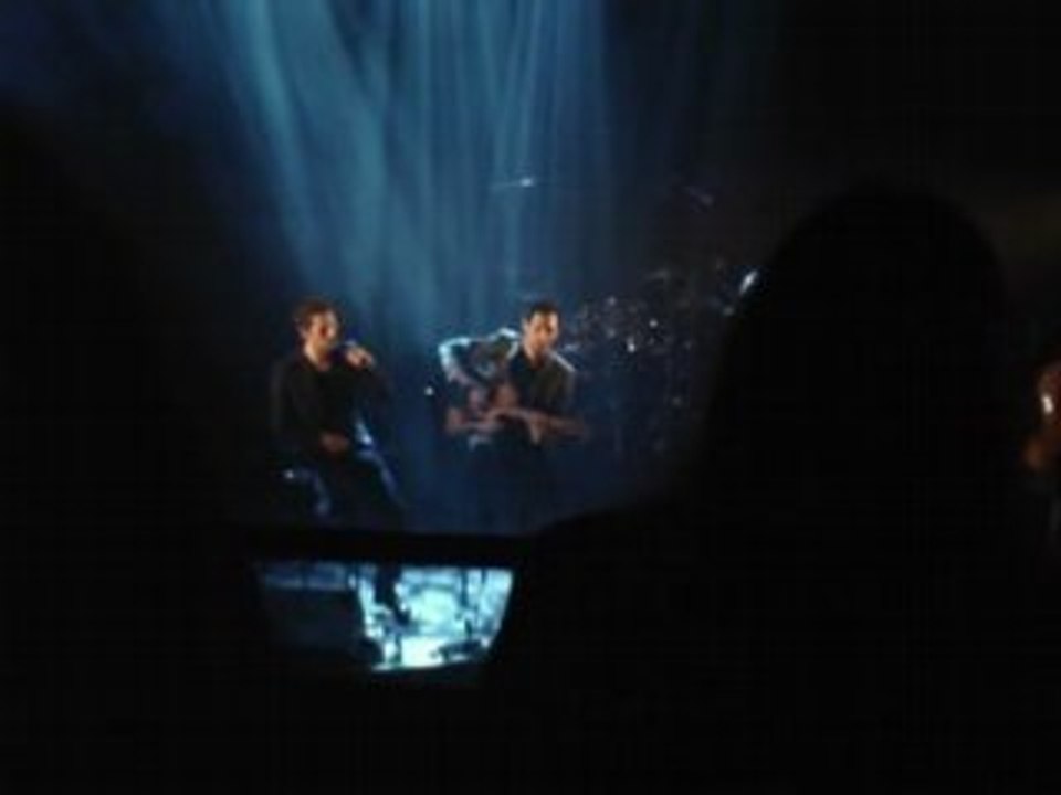 Folies Bergères Paris9 - AaRON - Mister K