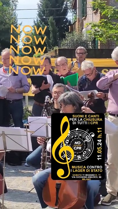 Milano, cento musicisti suonano in piazza contro i Cpr