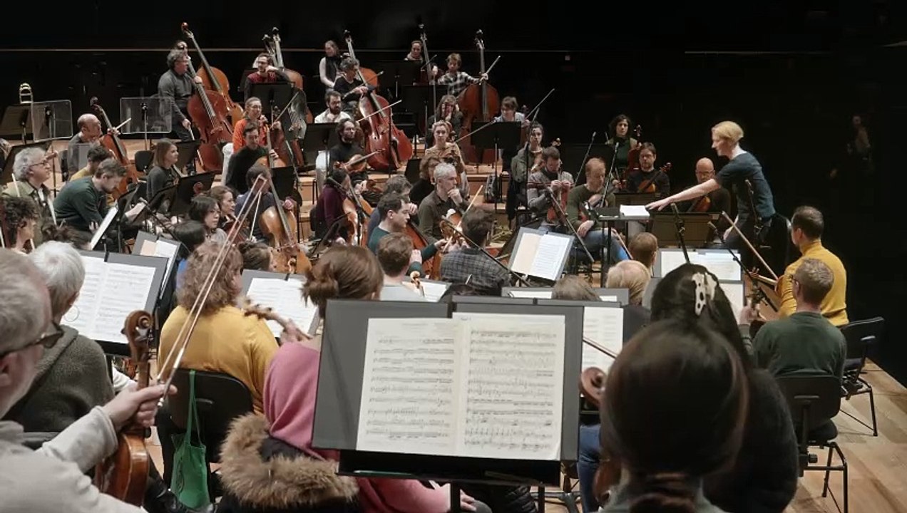 JOANA MALLWITZ MOMENTUM Film