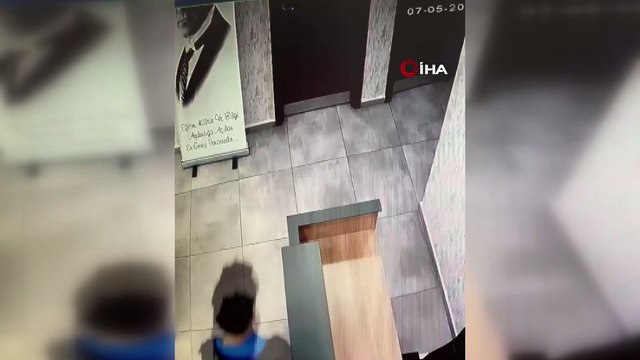 Öğrencisi tarafından silahla öldürülen Okul müdürünün görüntüleri ortaya çıktı