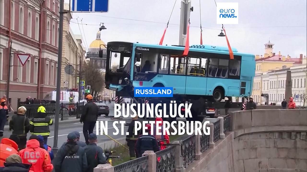 Dramatische Bilder vom Busunglück in St. Petersburg: Bus stürzt von Brücke in den Fluss