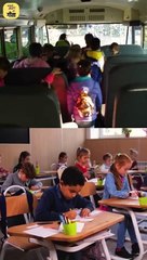 ये भोला नहीं भोंदू है! || आचार्य प्रशांत