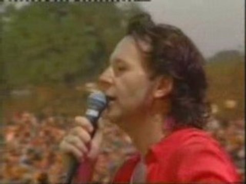 Simple Minds-Alive and Kicking (Glastonbury)