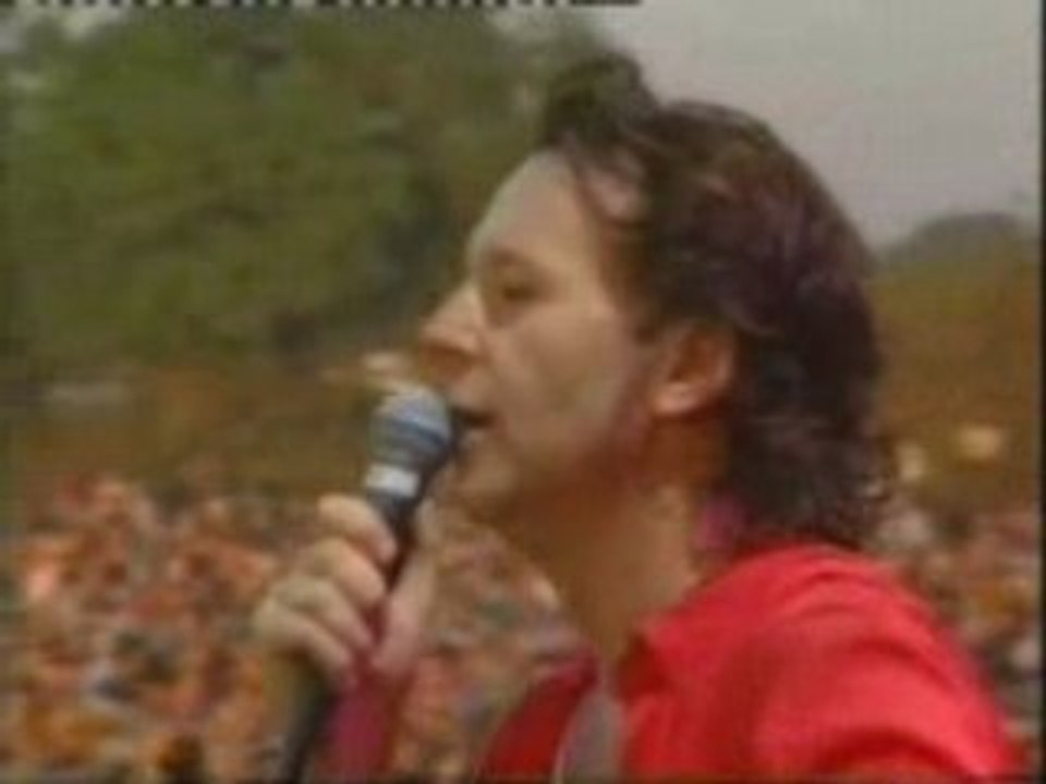 Simple Minds-Alive and Kicking (Glastonbury)