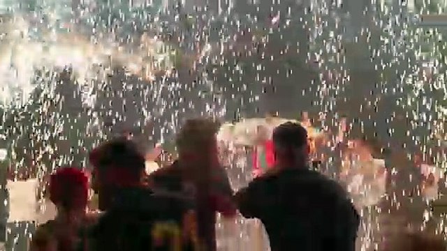 Amedspor şampiyonluk kupasını büyük coşku eşliğinde kaldırdı
