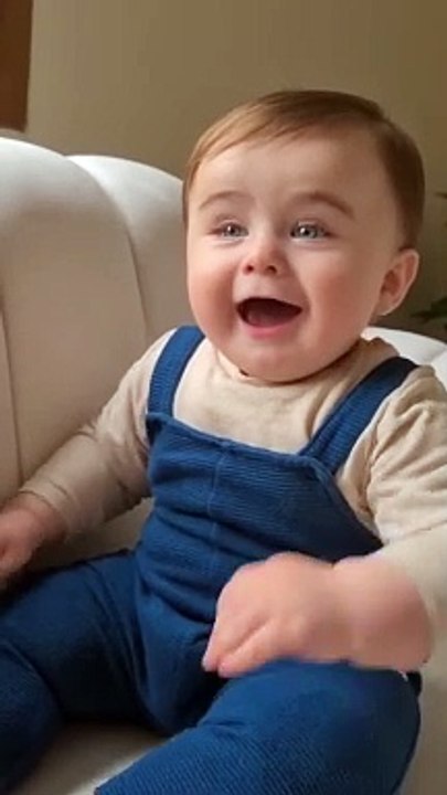 Such a happy#baby#cute#youtubeshorts#viral#video#trending#ytshorts#shortsvideo#viralvideo#kids#love