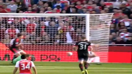 Watch Alexis and Özil run rampant against Man Manchester United Football Club