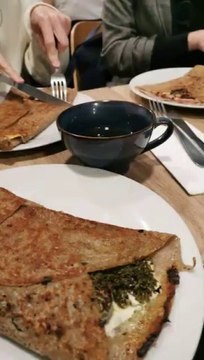 Crêpes et boissons à volonté à Paris