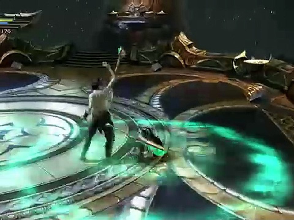 Kratos fights Castor and Pollux