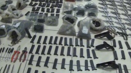 Yasa dışı üretilen silahlar yakalandı