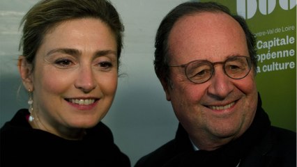 VOICI : "Ils étaient très..." : Julie Gayet révèle la réaction de ses parents lorsqu'ils ont appris pour son couple avec François Hollande