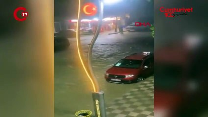 Tokat'ta sağanak: Yollar göle döndü, su baskınları yaşandı