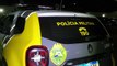 Condutor embriagado é preso após colidir em carro estacionado no bairro Periolo
