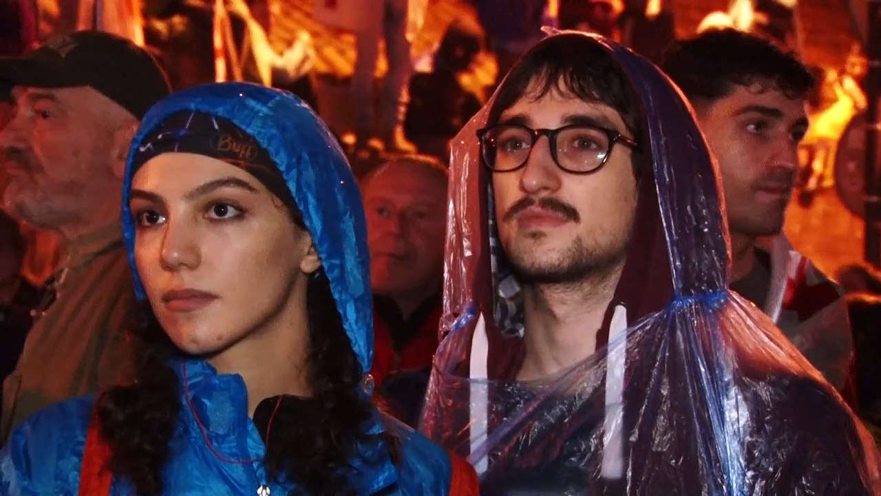 Georgien: Zehntausende demonstrieren gegen Gesetz zu 'ausländischer Einflussnahme'