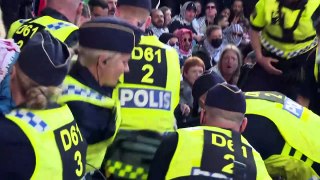 إبعاد متظاهرين مؤيدين للفلسطينيين من حول مسرح إقامة يورفيجين في السويد