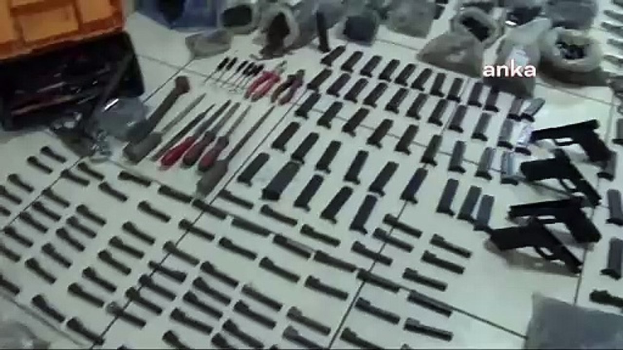 Yasa Dışı Silah Kaçakçılığı Operasyonu: 4 Şüpheli Yakalandı
