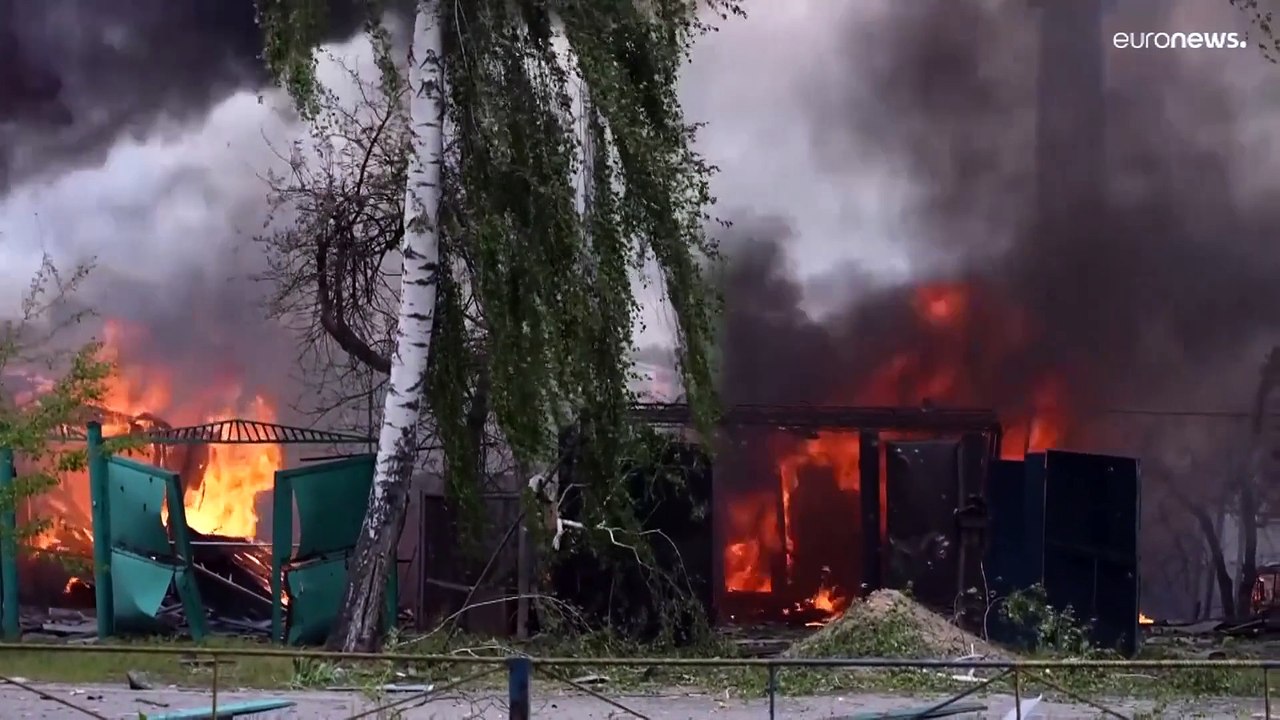 هجوم روسي كبير على شرق أوكرانيا وسلطات كييف تجلي المئات من السكان