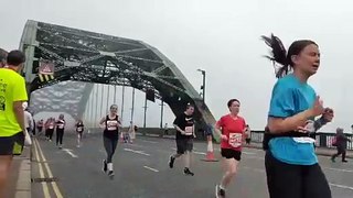 Sunderland 10k runners on the Wearmouth Bridge
